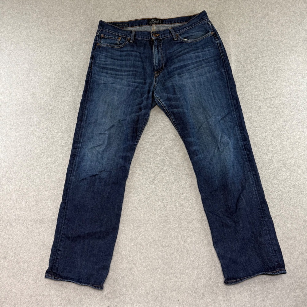 Lucky Brand 363 Vintage Straight Jeans Mens 38x32 Blue Dark Wash Denim